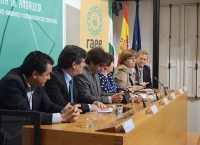 Mesa inaugural del Taller de periodismo ambiental organizado por APIA y RAEE Andalucía.