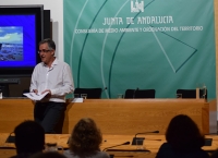 Jorge Molina durante su ponencia.