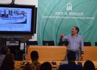 José María Montero durante su ponencia.